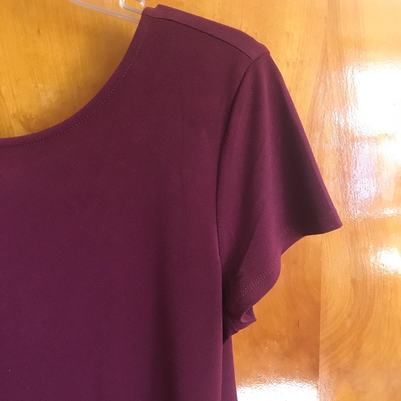 Express Top - Picture 2 of 5